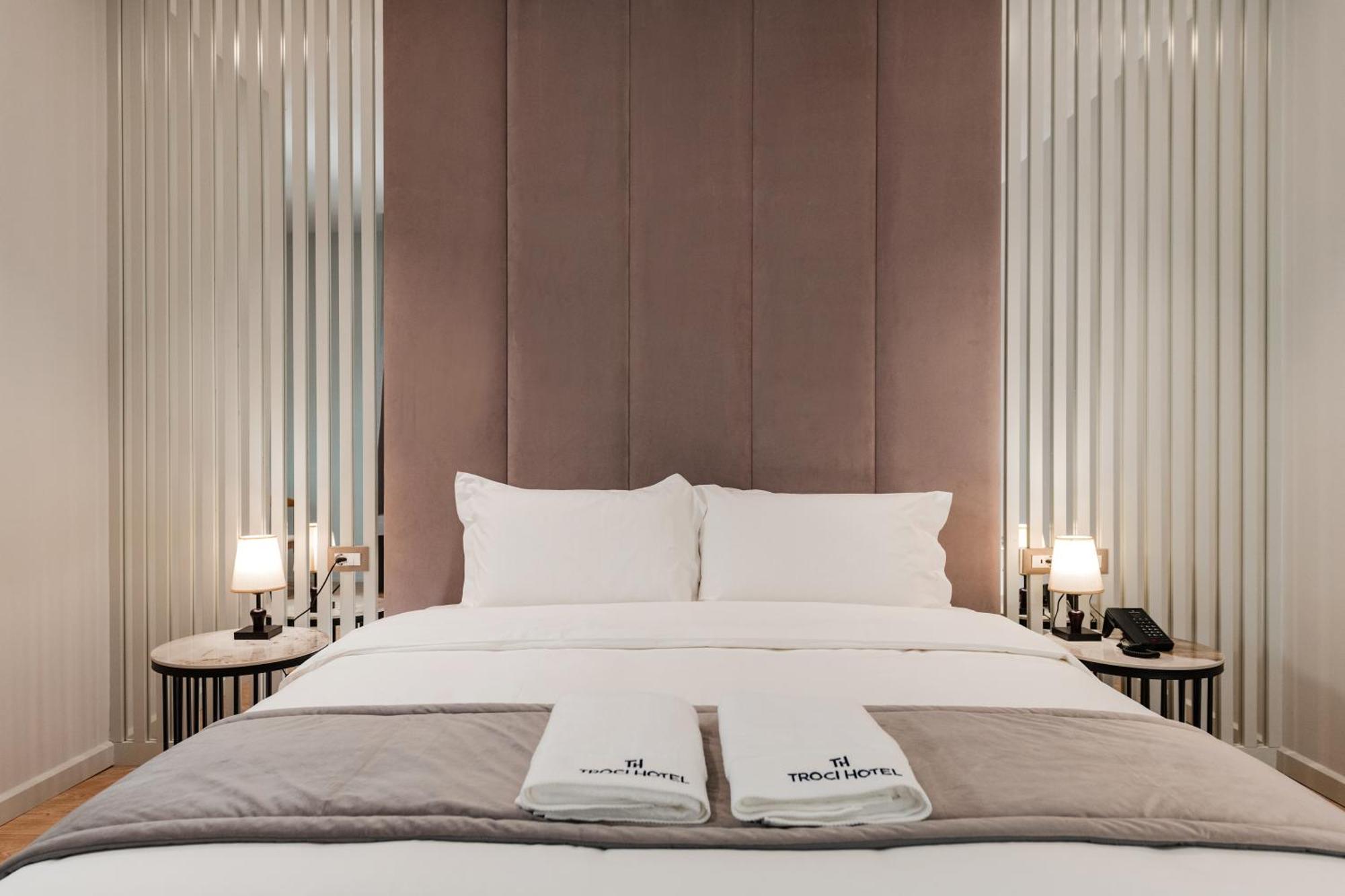 Troci Hotel Kamez ภายนอก รูปภาพ