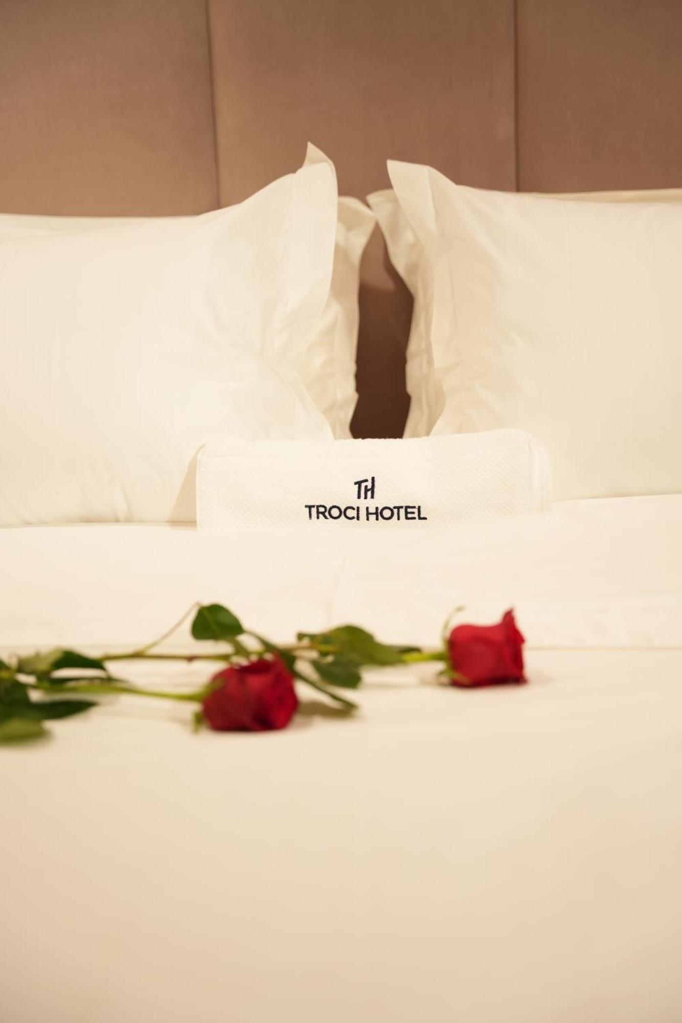 Troci Hotel Kamez ภายนอก รูปภาพ