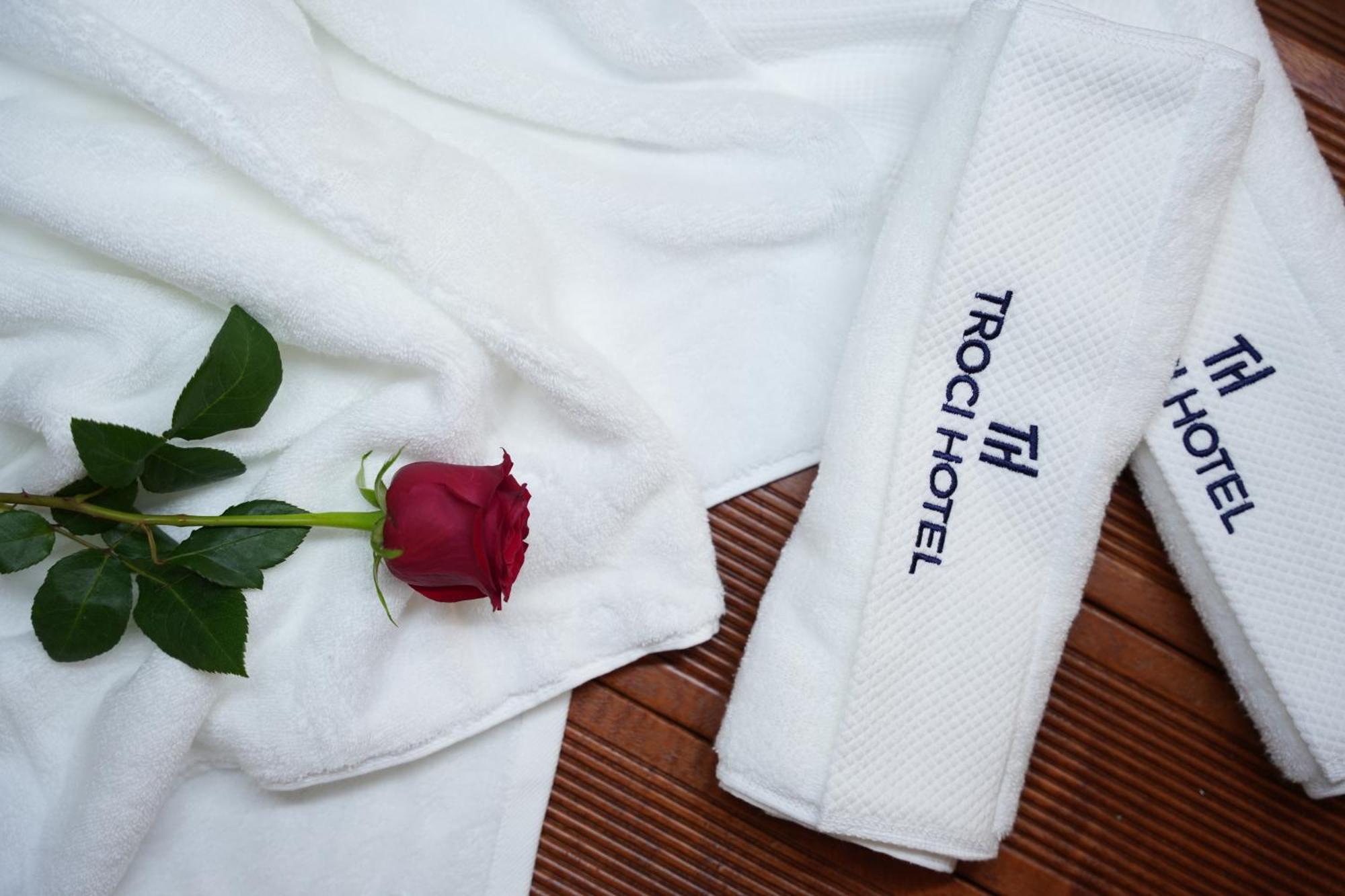 Troci Hotel Kamez ภายนอก รูปภาพ