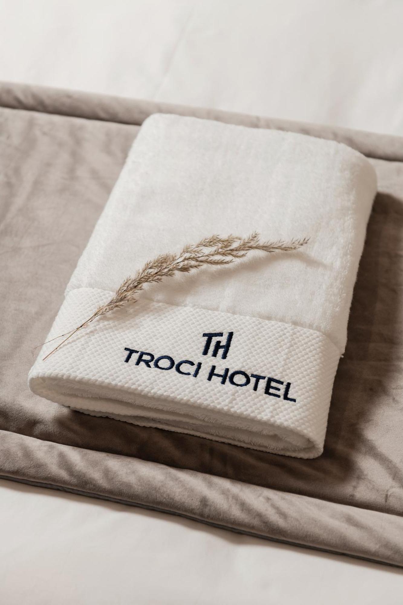 Troci Hotel Kamez ภายนอก รูปภาพ