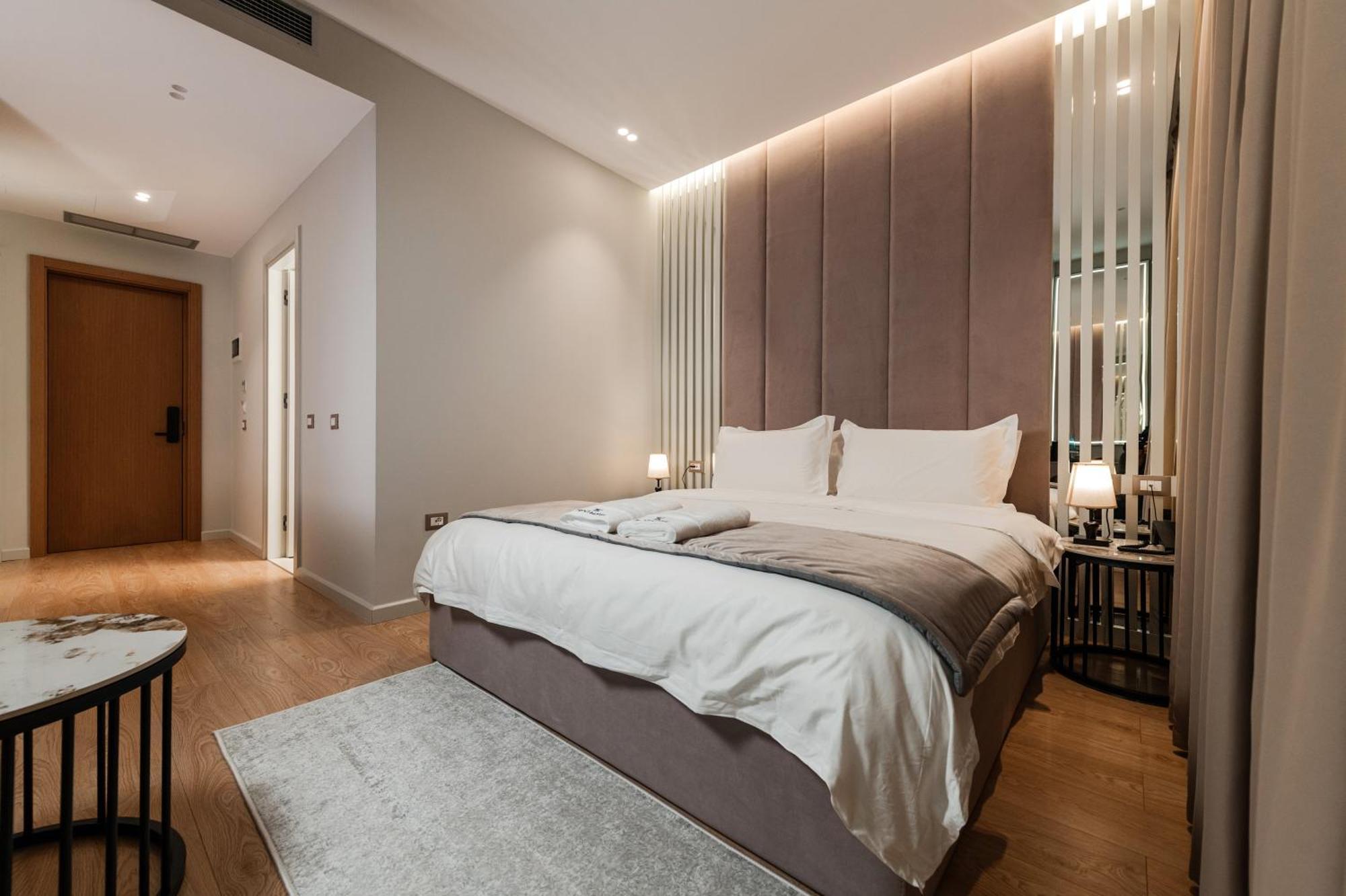 Troci Hotel Kamez ภายนอก รูปภาพ