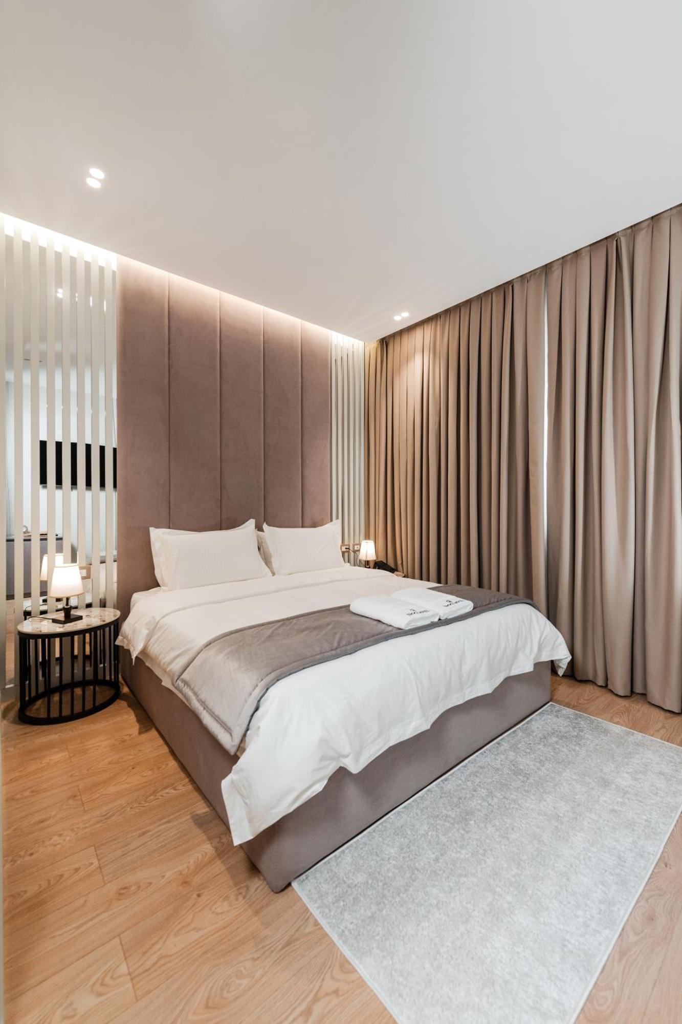 Troci Hotel Kamez ภายนอก รูปภาพ