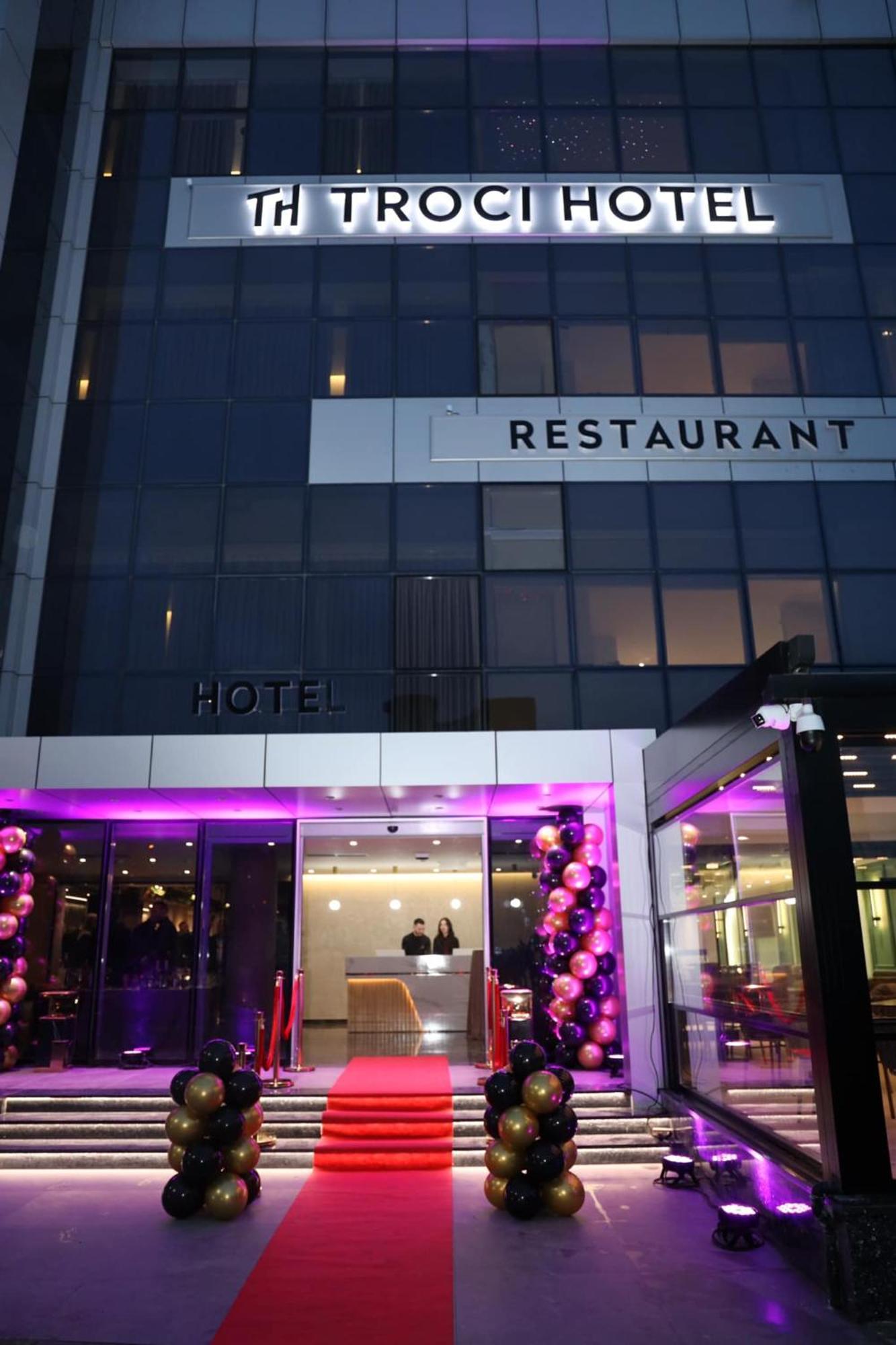 Troci Hotel Kamez ภายนอก รูปภาพ